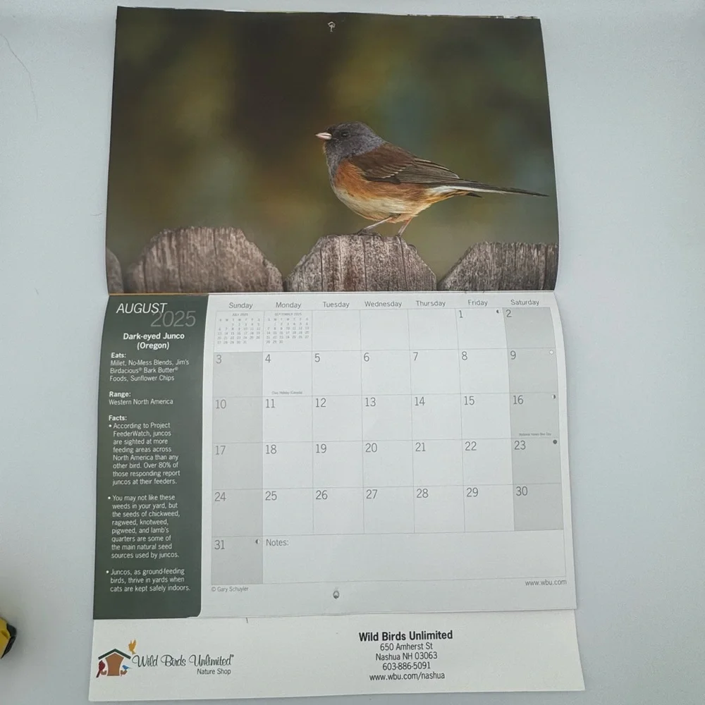 Wild Birds Unlimited‎ 2025 Bird Photography Wall Calendar Cornell BirdSpotter